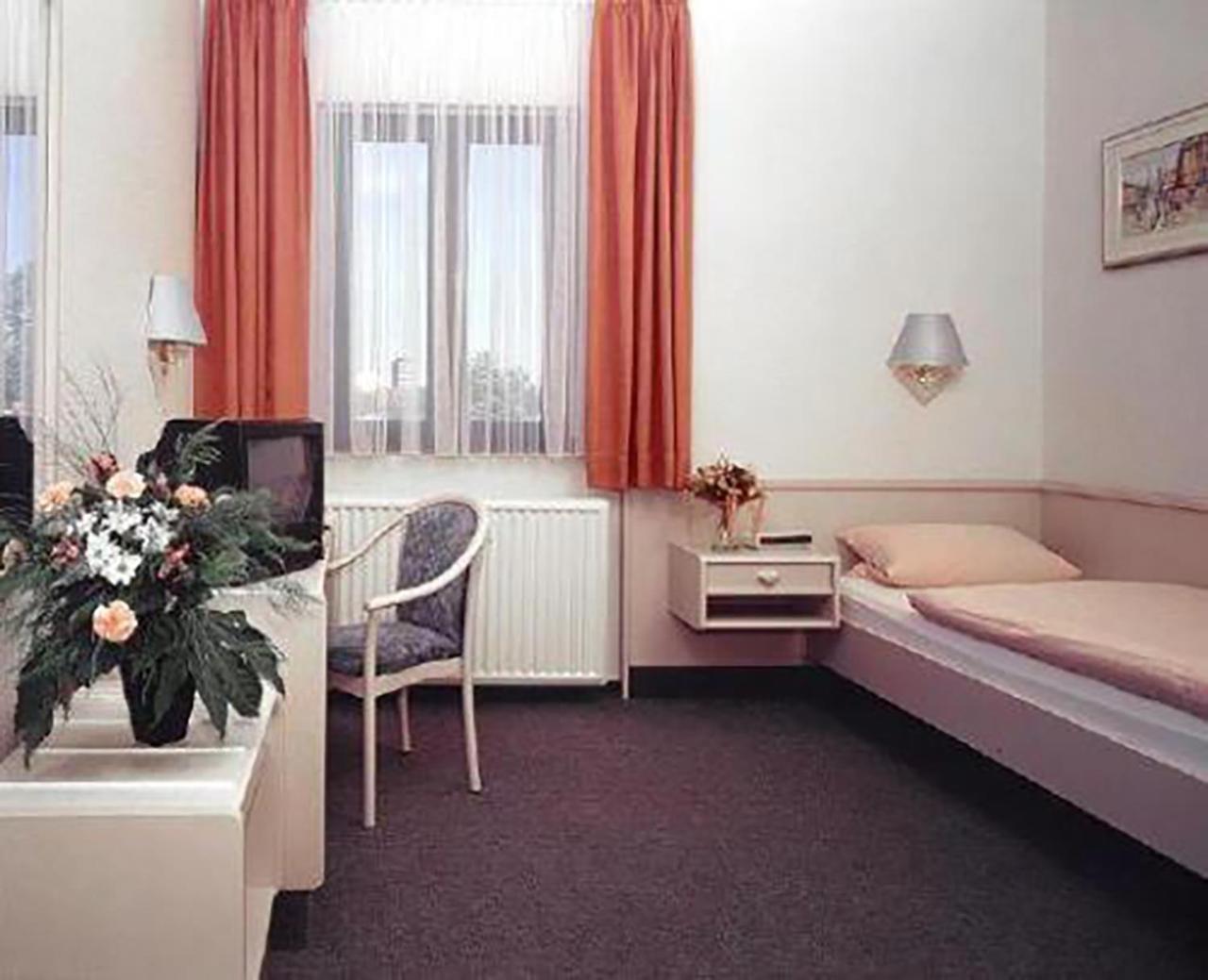 Hotel Skada City Cölln Köln Exteriör bild